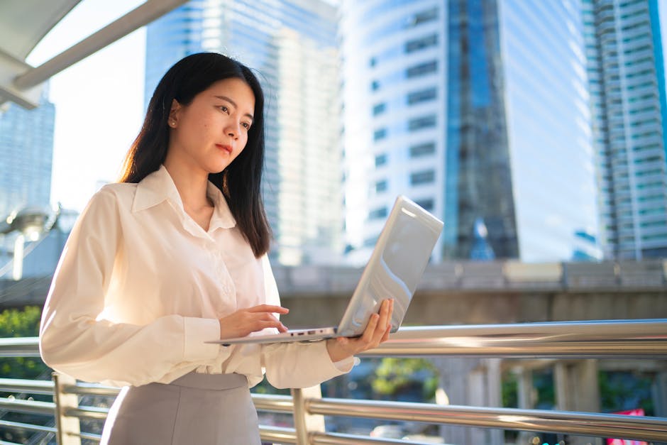 Jangan Kaget! Ini 7 AI Gratis Yang Bisa Bikin Tugasmu Beres Dalam Hitungan Detik (Dijamin Lebih Cerdas Dari Kamu!) - Page 2