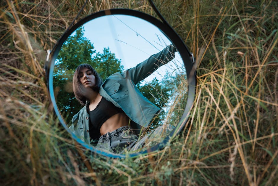 Kenapa Kamu Sering Merasa 'Kurang'? Ini 4 Mindset Beracun Yang Harus Kamu Buang Jauh-Jauh Demi Hidup Lebih Bahagia! - Page 6