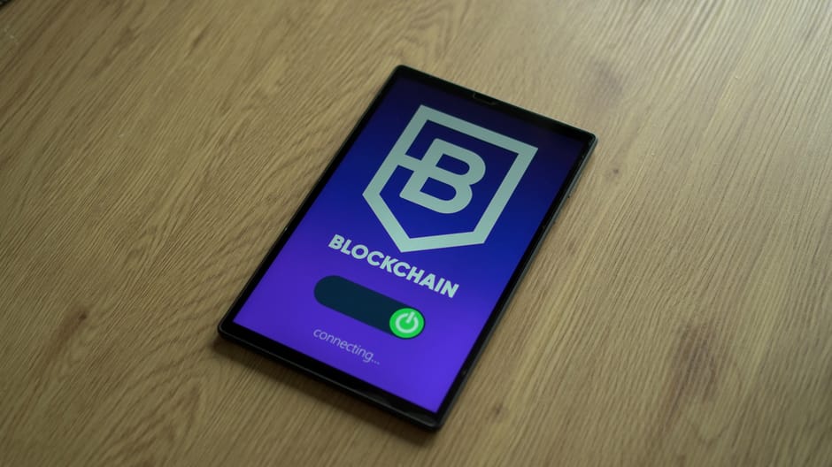 Bank Tradisional Tamat? Ini Teknologi Blockchain Yang Akan Menggantikan Rekening Anda Selamanya! - Page 2