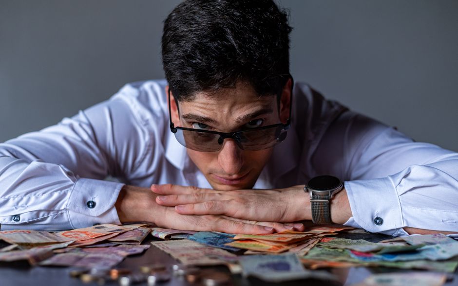 STOP NABUNG! Ini Alasan Kenapa Kamu Wajib Investasi Sekarang Juga (Bukan Nanti!)