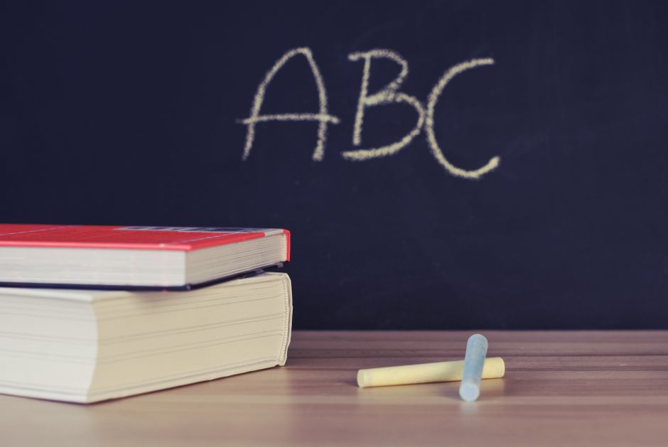 Dari Gaji UMR Bisa Beli Rumah? Ini Rahasia Strategi Keuangan Yang Tak Pernah Diajarkan Di Sekolah! - Page 6