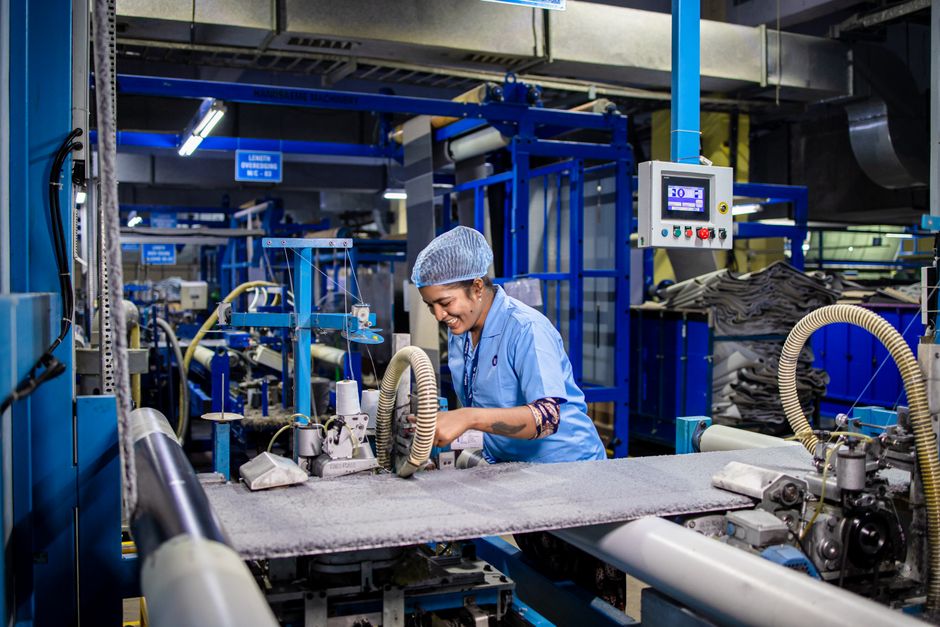AI Bukan Ancaman, Tapi Revolusi: 7 Skill Wajib Agar Tak Diganti Robot Di Era Teknologi Terbaru - Page 3