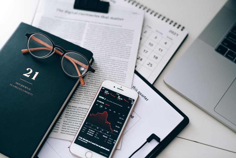 Jangan Kaget! 3 Fitur AI FinTech Ini Bikin Perencana Keuangan Anda Ketinggalan Zaman - Page 3