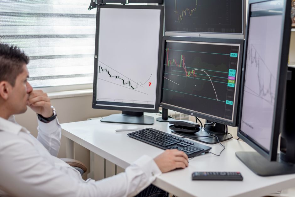 Perang Dingin Di Dunia Keuangan: Robot AI Vs. Investor Manusia, Siapa Yang Akan Menguasai Pasar Dan Kekayaan Anda? - Page 3