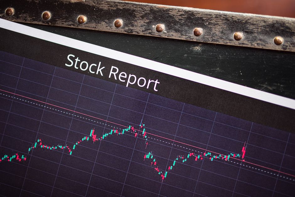 STOP Investasi Bodoh! AI Ungkap 3 Saham 'Emas' Yang Disembunyikan Para Bandar! - Page 1
