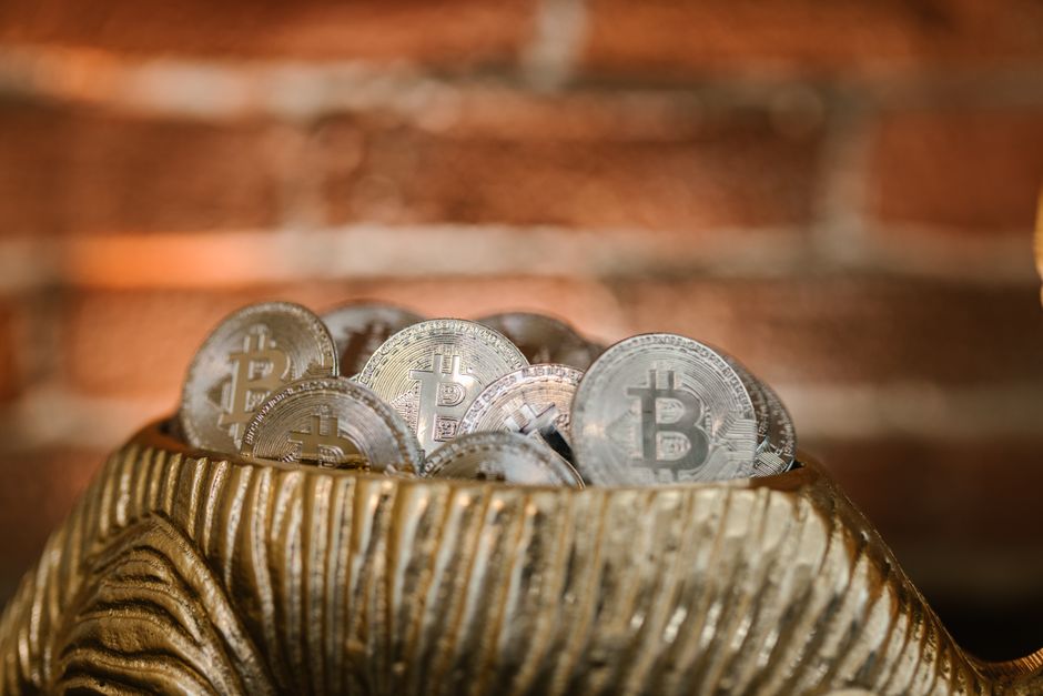 Lupakan Bitcoin! 5 Koin Kripto 'Invisible' Ini Diam-diam Menjadi Mesin Pencetak Miliarder Baru. Jangan Sampai Ketinggalan! - Page 2