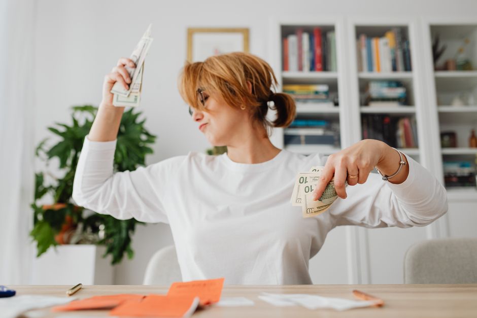 Bukan Pekerja Keras, Tapi Kaya Raya! Ternyata Ini 4 Mindset Orang Berduit Yang Jarang Dibocorkan