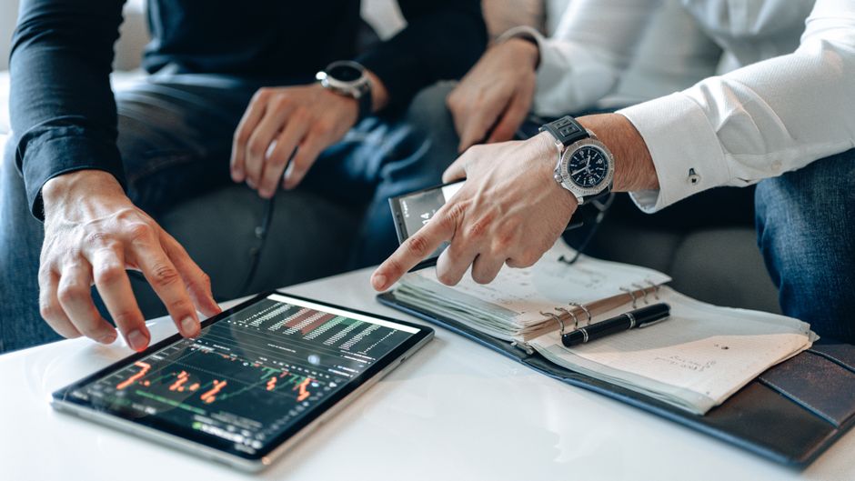 Bukan Pekerja Keras, Tapi Kaya Raya! Ternyata Ini 4 Mindset Orang Berduit Yang Jarang Dibocorkan - Page 3