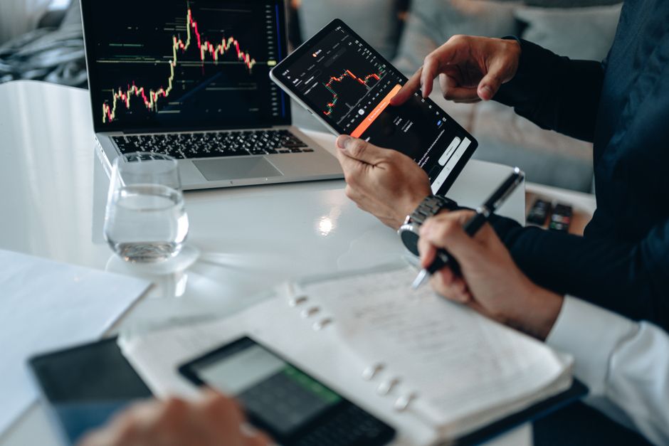 Ancaman Nyata: Apakah AI Akan Mencuri Pekerjaan Keuangan Anda? Cek Daftar Ini Sebelum Terlambat! - Page 5