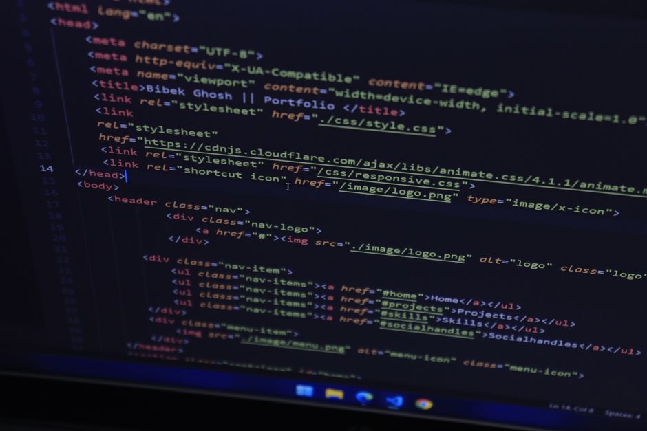 AI Vs. Manusia: Siapa Pemenang Sejati Dalam Pertempuran Kode Dan Desain UI/UX? - Page 2